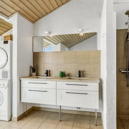 Broder - 150m From The Sea By Interhome Feriehus *